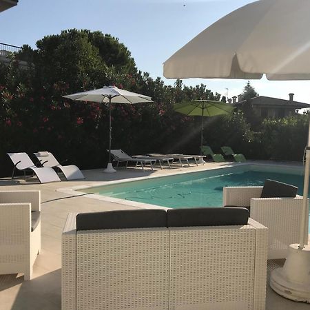 Appartamento Cinciarella Sirmione Bagian luar foto