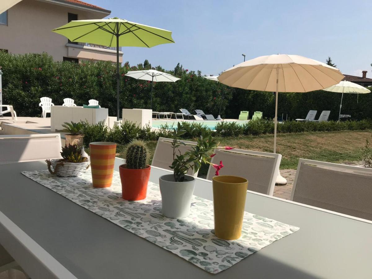 Appartamento Cinciarella Sirmione Bagian luar foto