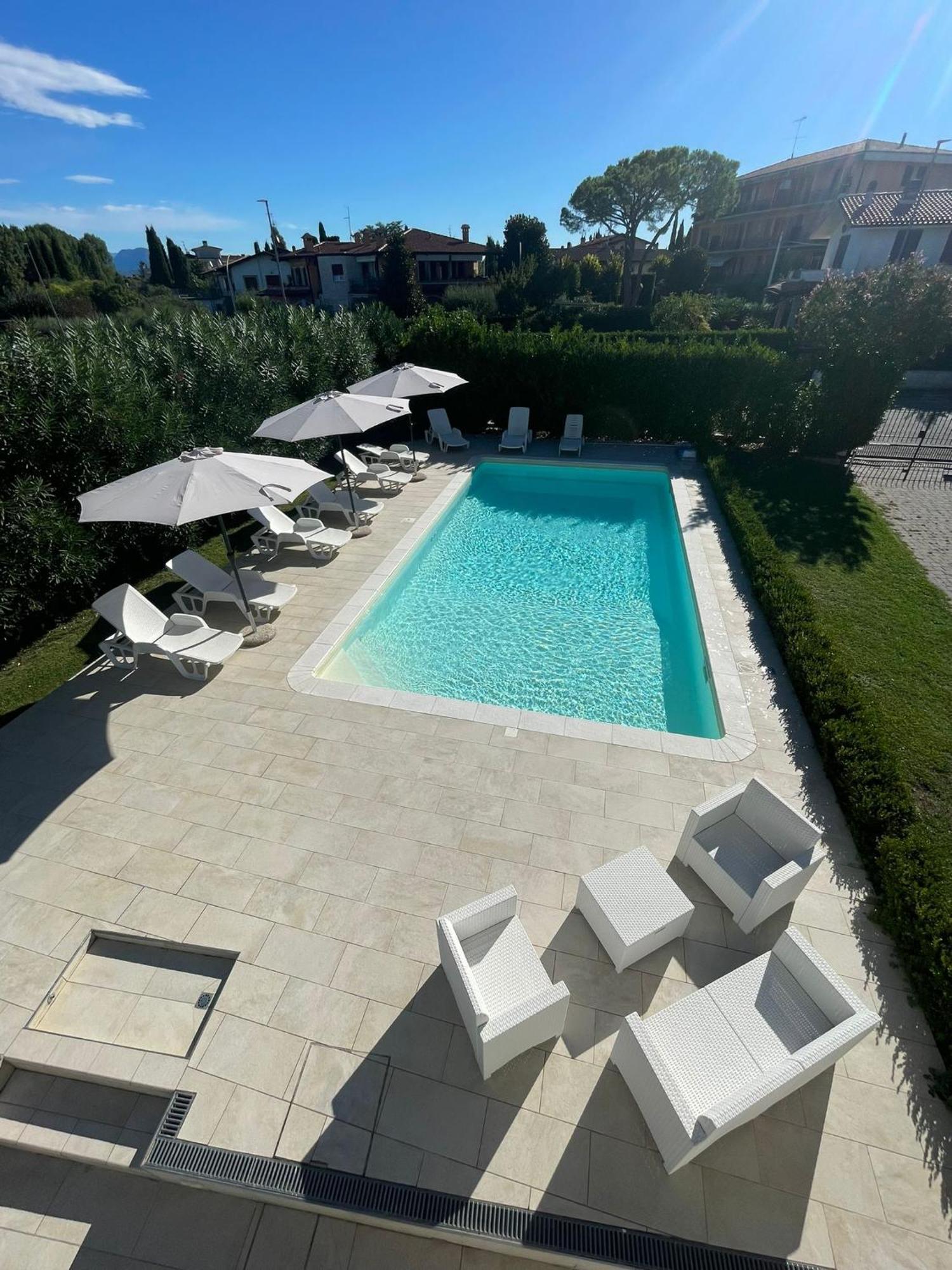 Appartamento Cinciarella Sirmione Bagian luar foto